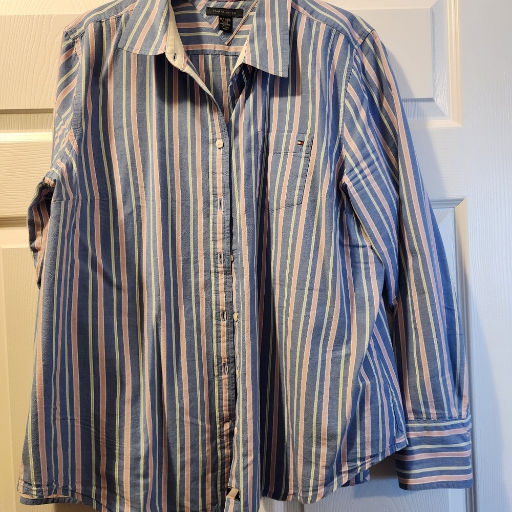 Used Tommy Hilfiger Button Down Shirt for Women XXL